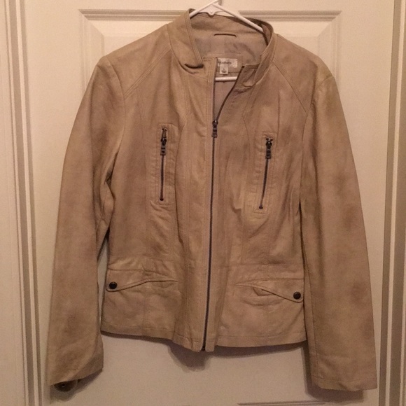 Jacket - Picture 1 of 5